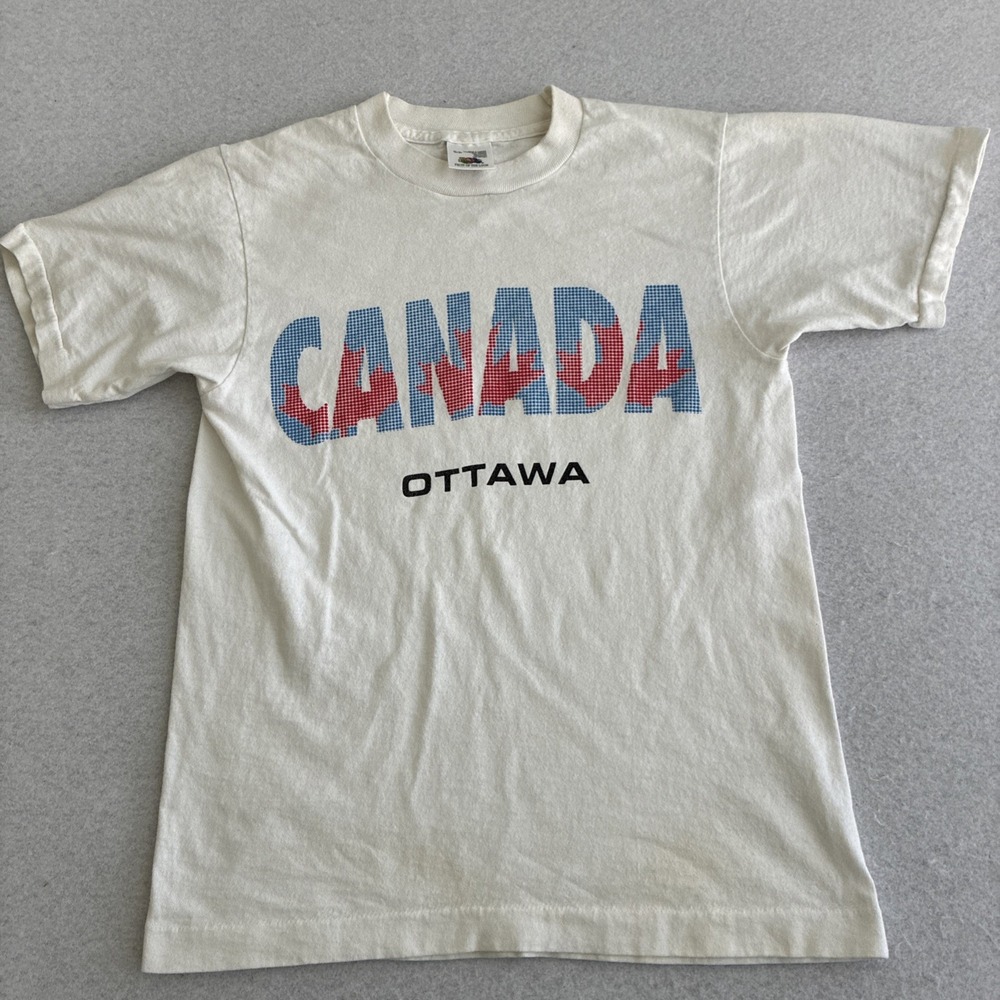 Vintage Ottawa Canada Fruit of the Loom Textured T Shirt Single Stitch Small
